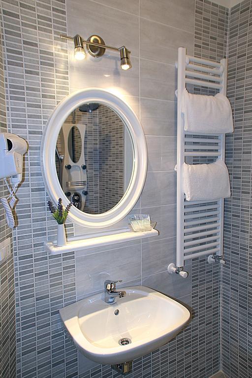 Premier Cavour Hotel Rome Room photo